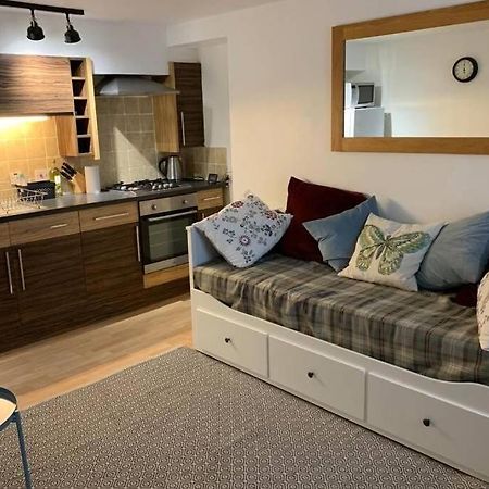The Snug, A Great Flat In The Heart Of Peebles.アパートメント エクステリア 写真