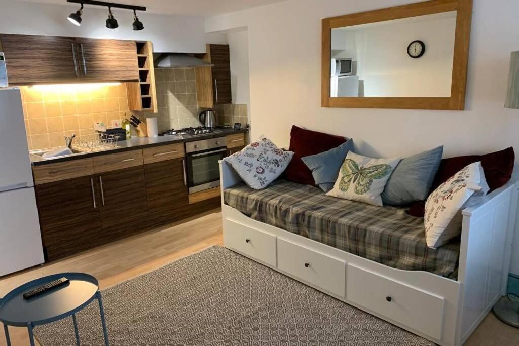 The Snug, A Great Flat In The Heart Of Peebles.アパートメント エクステリア 写真